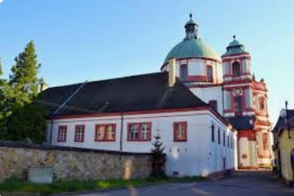 Roubenka U Kaplicky Villa Liberec Bagian luar foto